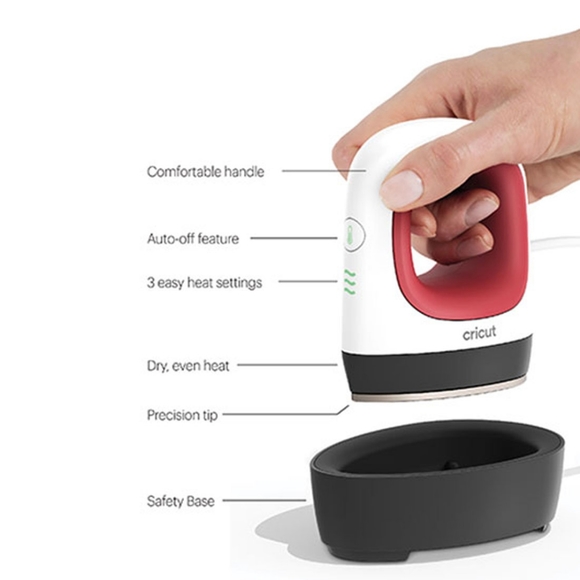 Cricut EasyPress Mini - Picture 2 of 2